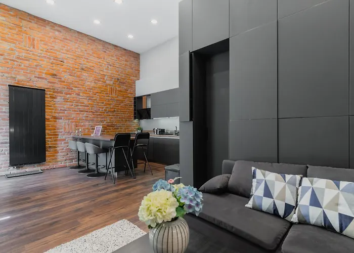 Exclusive Stylish Central Apartment On The Andrassy Fashion St