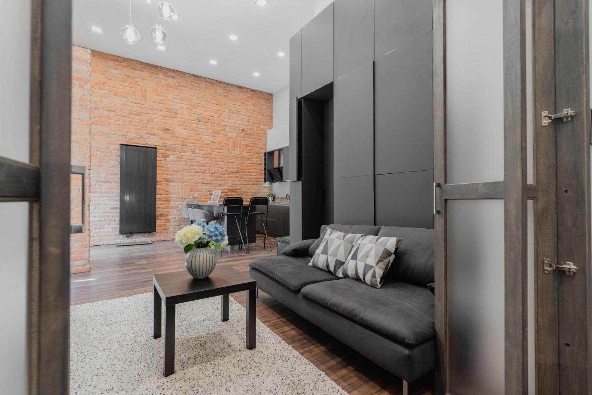 Exclusive Stylish On The Andrassy Fashion St Apartment Budapest